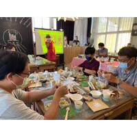 蔬果飲品創新設計開發與實作(林記蔬果汁-林曉慧 店長)